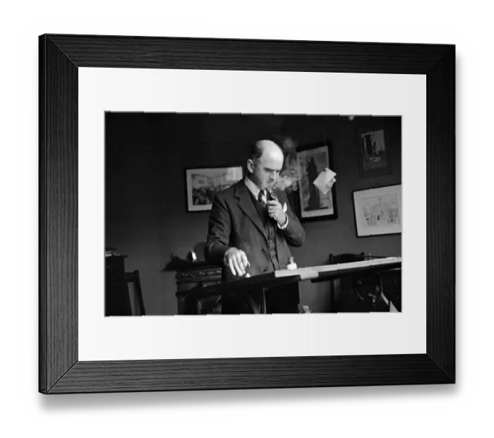 Framed Print : David Low. 22nd October 1938: British political cartoonist David (Alexander Cecil) Framed Print : David Low. 22nd October 1938: British political cartoonist David (Alexander Cecil)