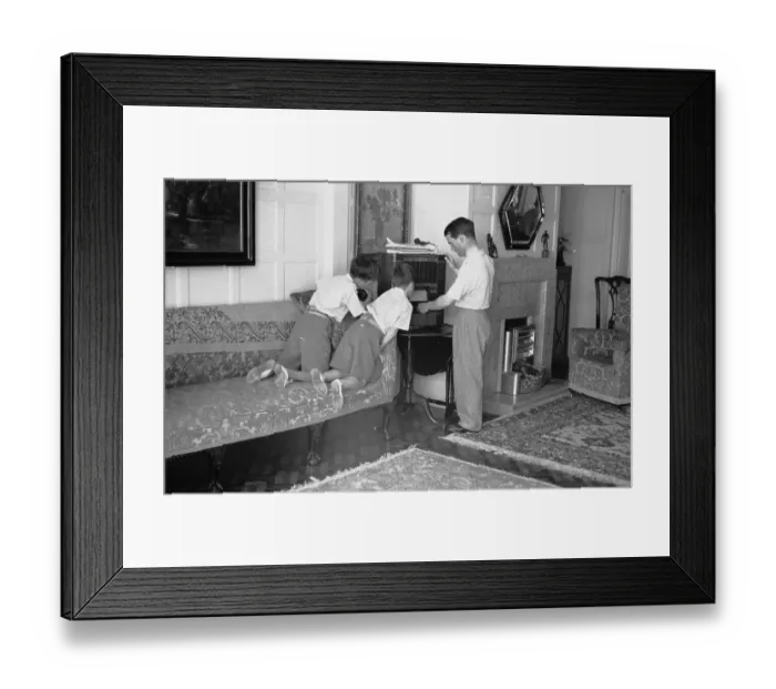 Framed Print : Short Wave Framed Print : Short Wave