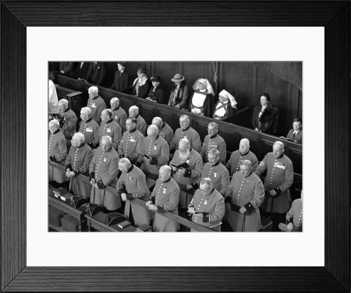 Framed Print : Chelsea Pensioners Framed Print : Chelsea Pensioners