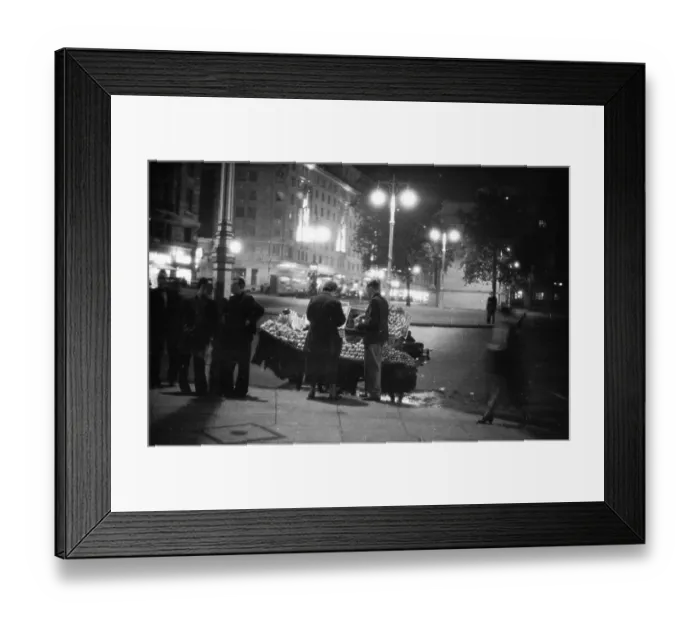 Framed Print : Fruit Seller Framed Print : Fruit Seller