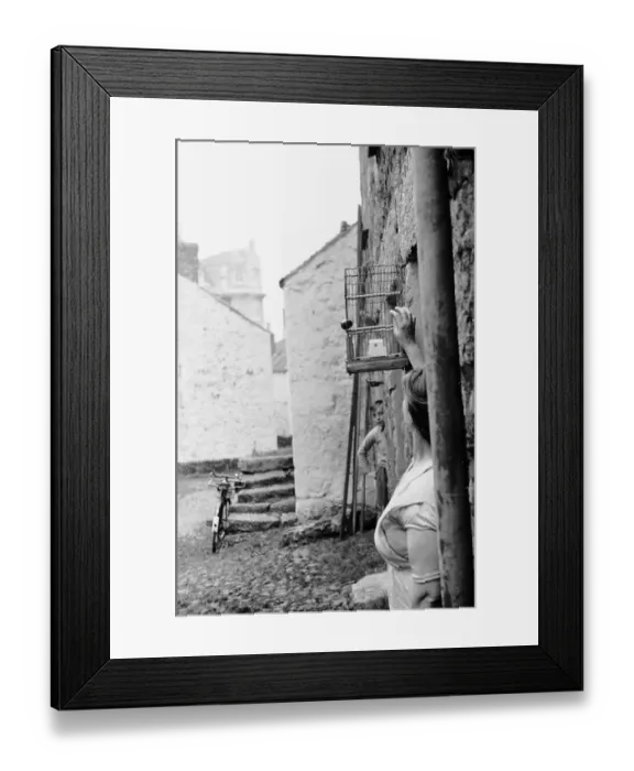 Framed Print : Looking At Cage Framed Print : Looking At Cage