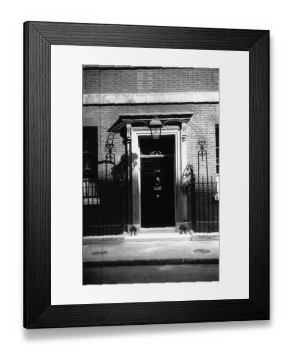 Framed Print : Ten Downing St