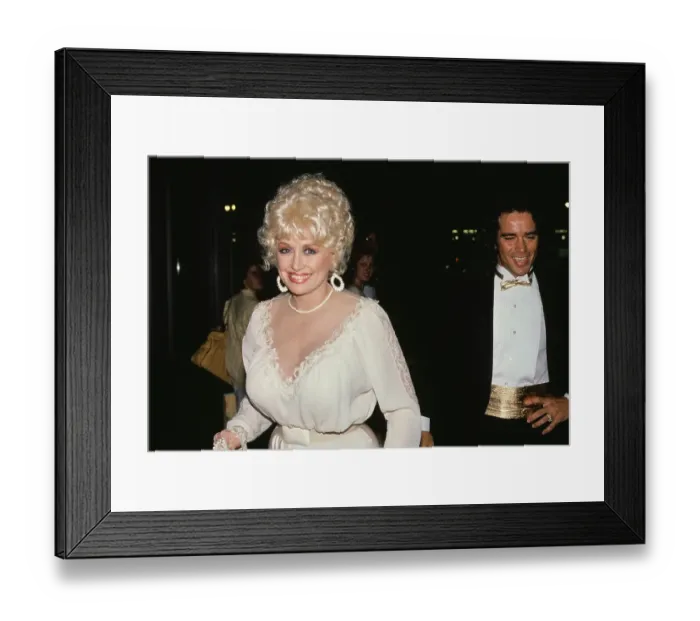 Framed Print : Dolly Parton Framed Print : Dolly Parton