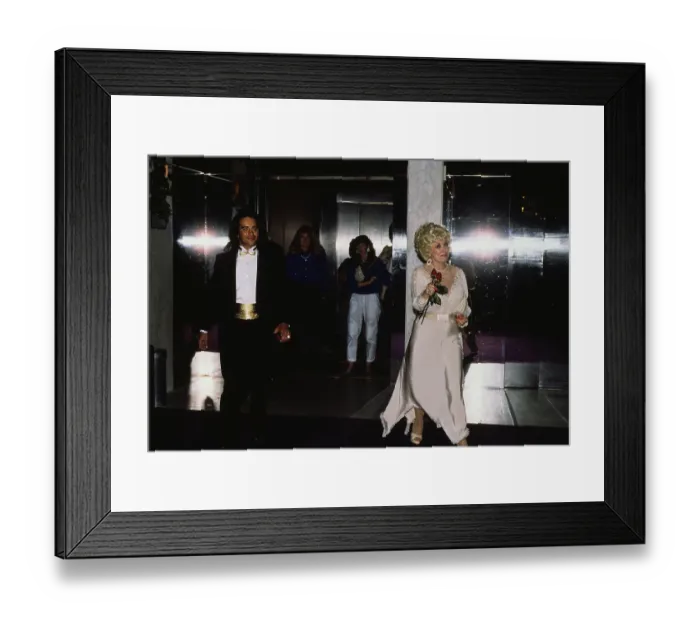 Framed Print : Dolly Parton Framed Print : Dolly Parton