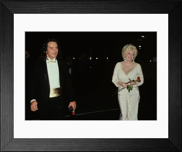Framed Print : Dolly Parton Framed Print : Dolly Parton