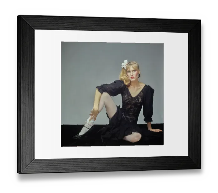 Framed Print : Summer Of 89 Womenswear Fashion Shoot Framed Print : Summer Of 89 Womenswear Fashion Shoot