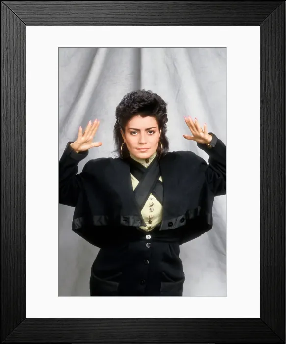 Framed Print : Lisa Lisa Portrait Session