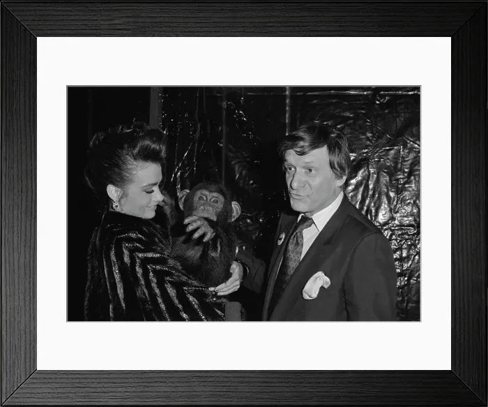 Framed Print : Hugh Hefner And Carrie Leigh Framed Print : Hugh Hefner And Carrie Leigh