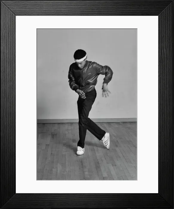 Framed Print : Breaking Moves - Top Rock Framed Print : Breaking Moves - Top Rock