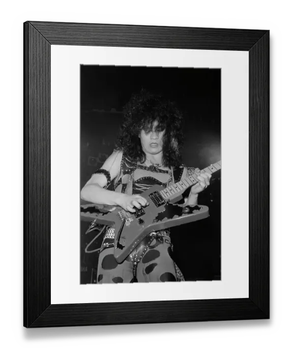 Framed Print : Akira Takasaki Framed Print : Akira Takasaki