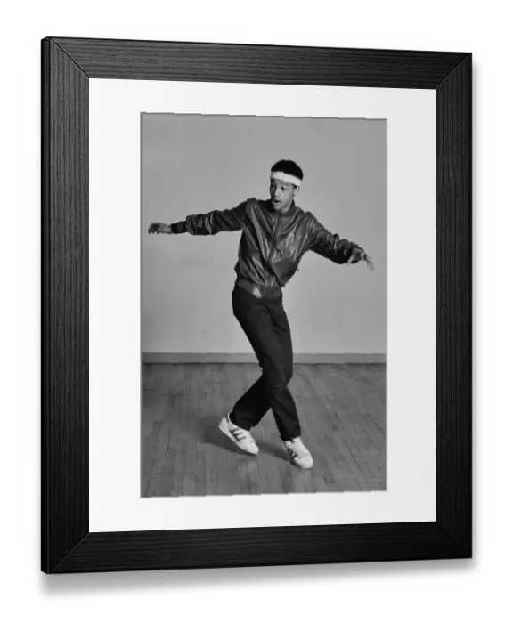 Framed Print : Breaking Moves - Top Rock