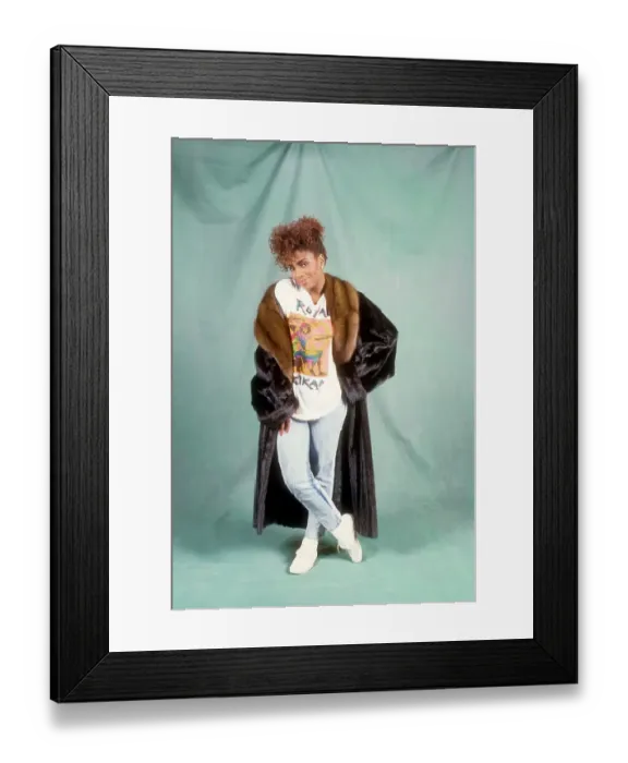 Framed Print : Sheryl Lee Ralph Portrait Session Framed Print : Sheryl Lee Ralph Portrait Session
