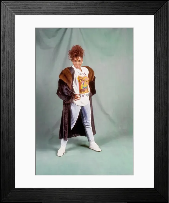 Framed Print : Sheryl Lee Ralph Portrait Session Framed Print : Sheryl Lee Ralph Portrait Session
