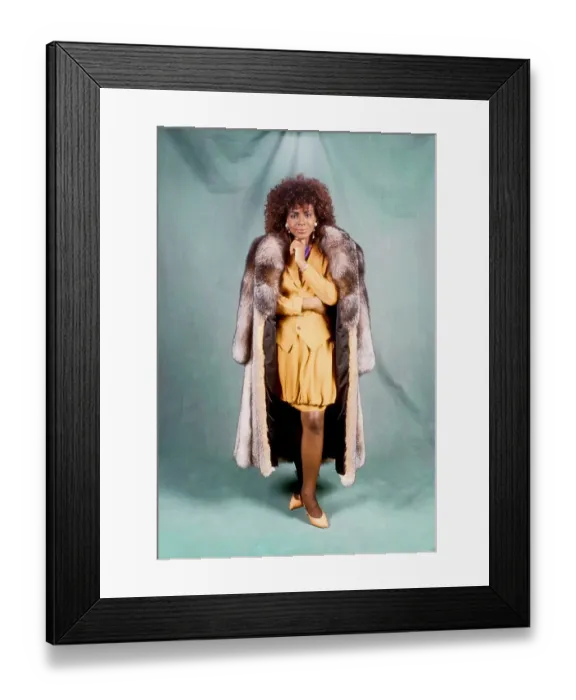 Framed Print : Sheryl Lee Ralph Portrait Session Framed Print : Sheryl Lee Ralph Portrait Session