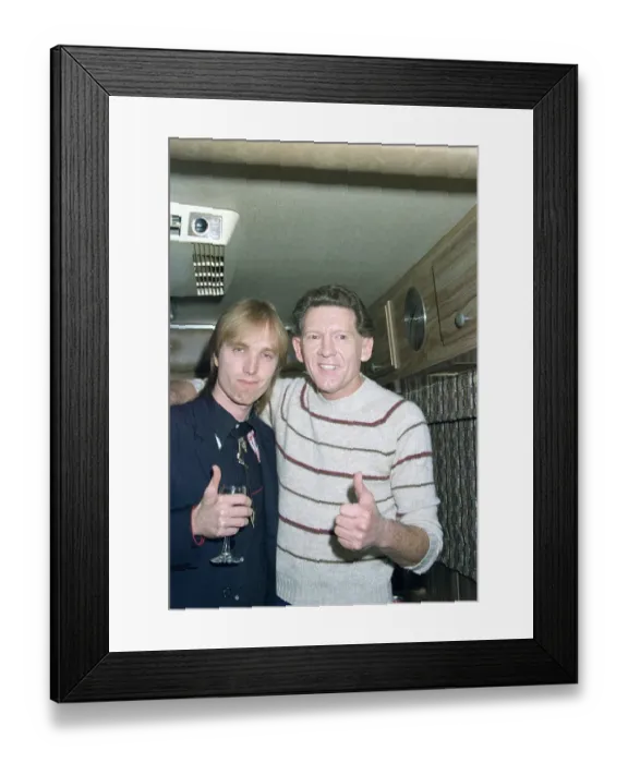 Framed Print : Jerry Lee Lewis And Tom Petty Pose For A Photo Framed Print : Jerry Lee Lewis And Tom Petty Pose For A Photo