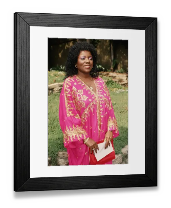 Framed Print : Disco Diva Gloria Gaynor Framed Print : Disco Diva Gloria Gaynor