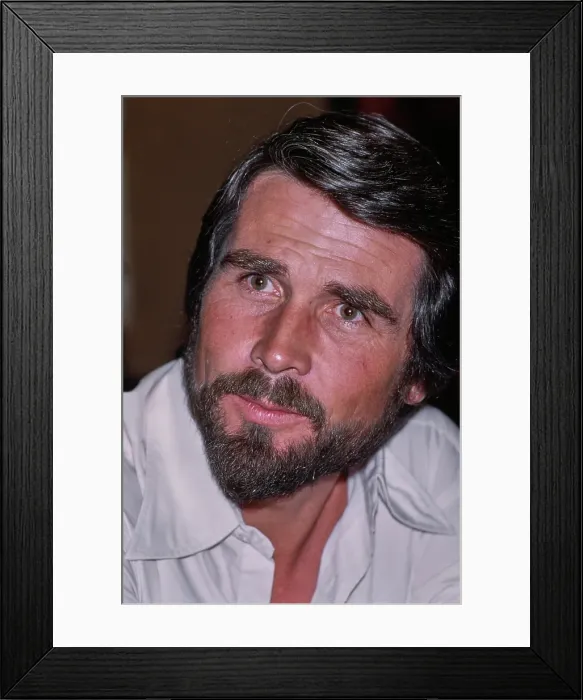 Framed Print : James Brolin Framed Print : James Brolin