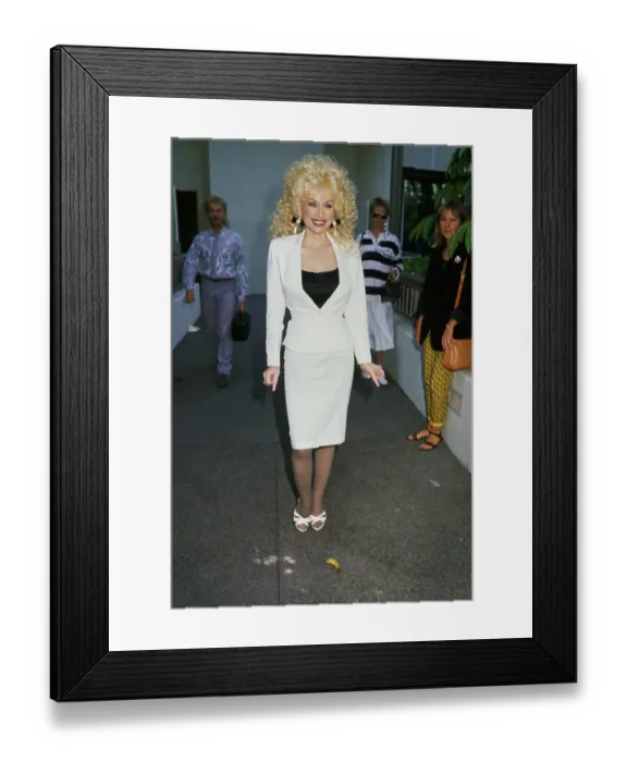 Framed Print : Dolly Parton Framed Print : Dolly Parton