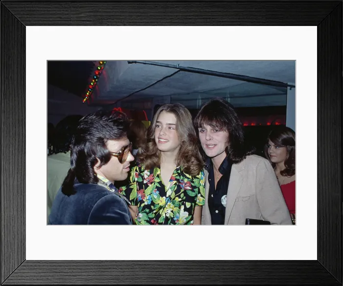 Framed Print : Brooke Shields & Michael Des Barres Framed Print : Brooke Shields & Michael Des Barres