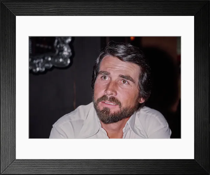Framed Print : James Brolin Framed Print : James Brolin