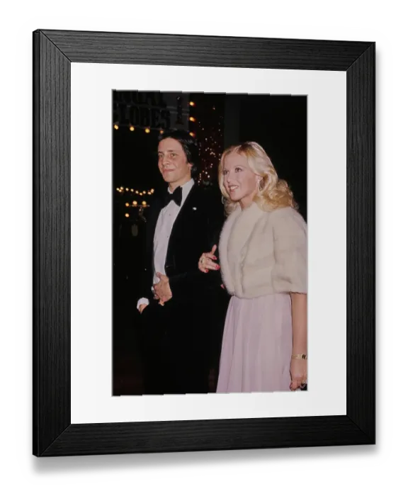 Framed Print : Morgan Mason & Lisa Farringer Framed Print : Morgan Mason & Lisa Farringer