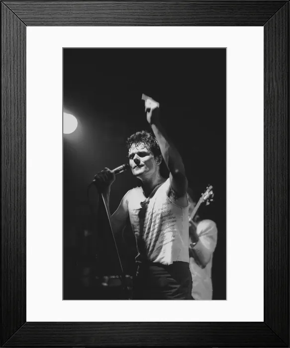 Framed Print : Michael Des Barres Performing Framed Print : Michael Des Barres Performing