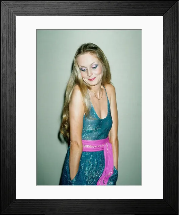 Framed Print : Twiggy. LOS ANGELES - CIRCA 1980: English supermodel Twiggy attends an Framed Print : Twiggy. LOS ANGELES - CIRCA 1980: English supermodel Twiggy attends an