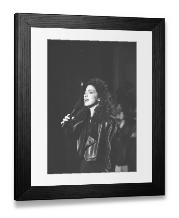 Framed Print : Photo of Gloria Estefan Framed Print : Photo of Gloria Estefan