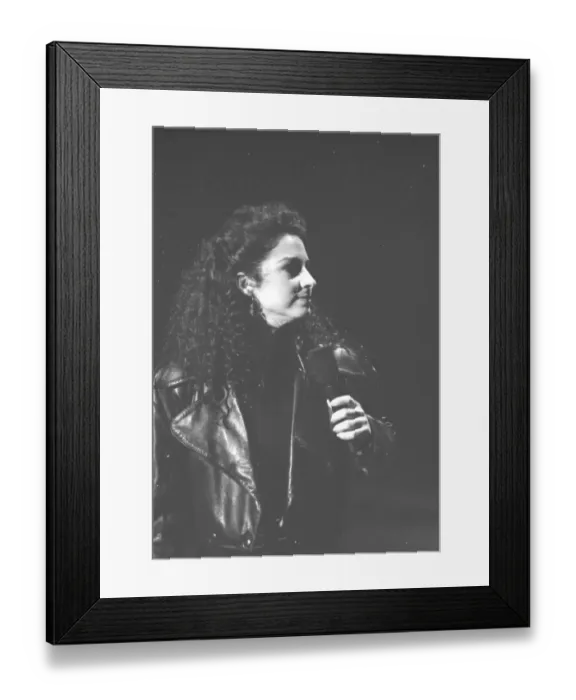 Framed Print : Photo of Gloria Estefan Framed Print : Photo of Gloria Estefan