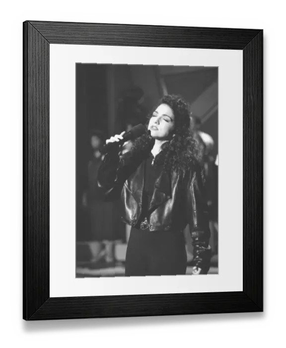 Framed Print : Photo of Gloria Estefan Framed Print : Photo of Gloria Estefan