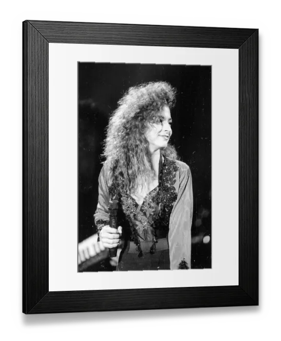 Framed Print : Photo of Gloria Estefan