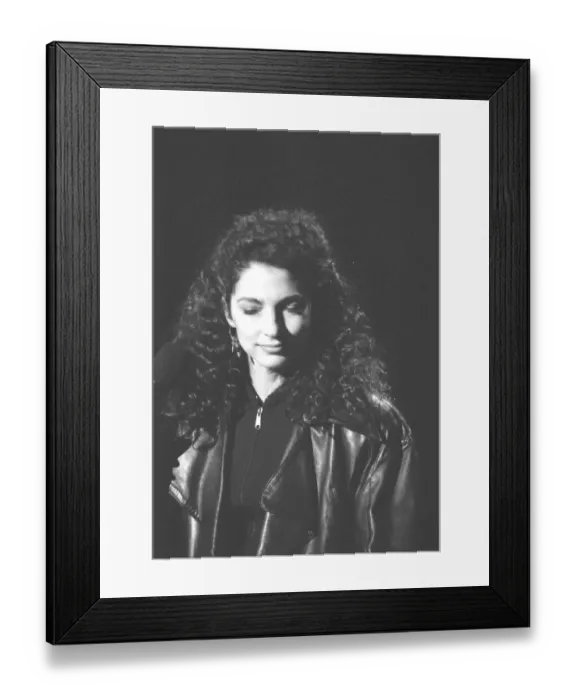 Framed Print : Photo of Gloria Estefan Framed Print : Photo of Gloria Estefan