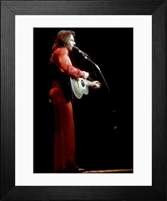 Framed Print : Neil Diamond Performing