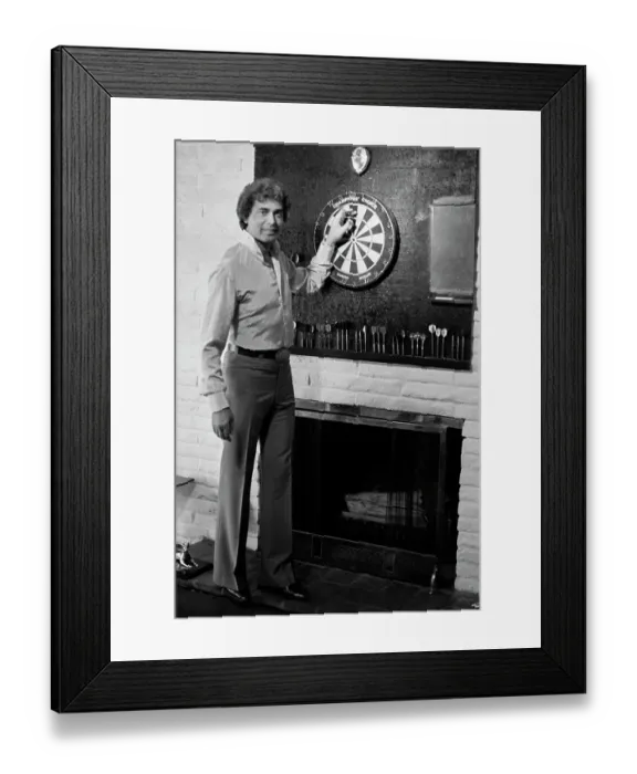 Framed Print : At Home With Humperdinck Framed Print : At Home With Humperdinck