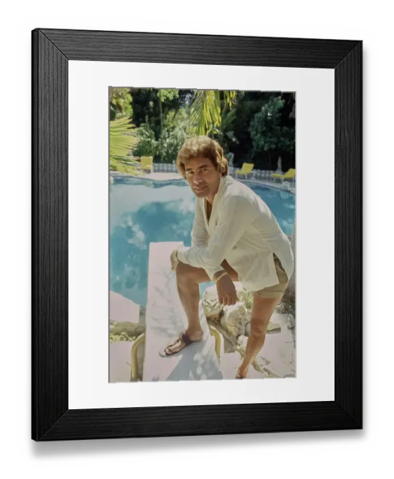 Framed Print : At Home With Humperdinck Framed Print : At Home With Humperdinck