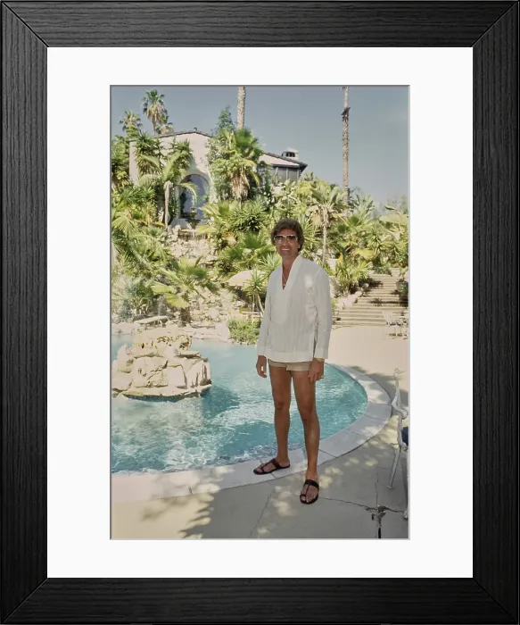 Framed Print : At Home With Humperdinck Framed Print : At Home With Humperdinck