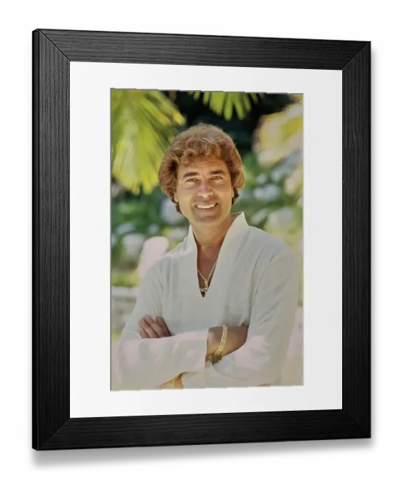 Framed Print : At Home With Humperdinck Framed Print : At Home With Humperdinck