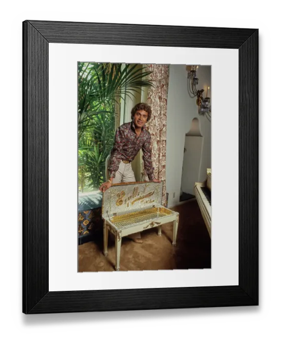 Framed Print : At Home With Humperdinck