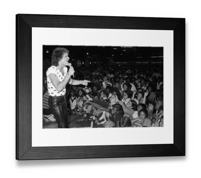 Framed Print : KC And The Sunshine Band Performing Onstage