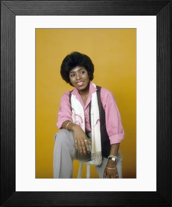 Framed Print : Sheryl Lee Ralph Portrait Session