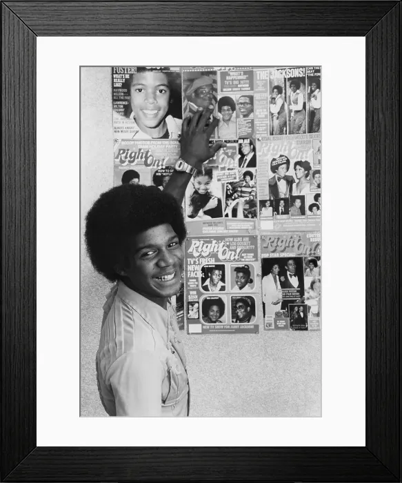 Framed Print : What's Happening!! Framed Print : What's Happening!!