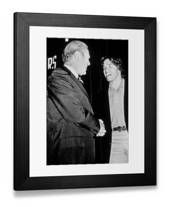 Framed Print : Arnold Schwarzenegger Framed Print : Arnold Schwarzenegger