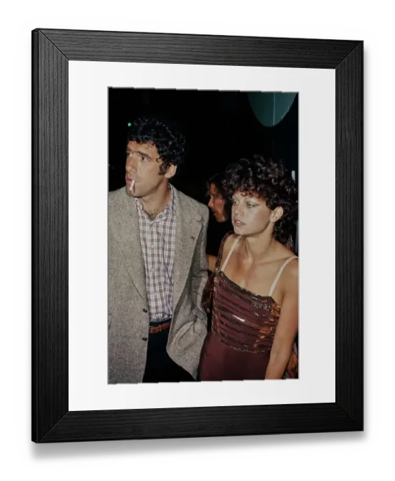 Framed Print : Elliott Gould and Jennifer Bogart