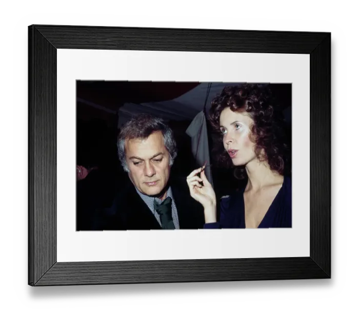 Framed Print : Tony Curtis & Leslie Allen Framed Print : Tony Curtis & Leslie Allen