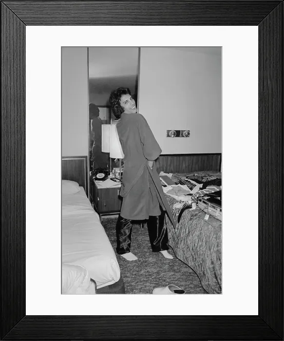 Framed Print : Freddie Mercury Framed Print : Freddie Mercury