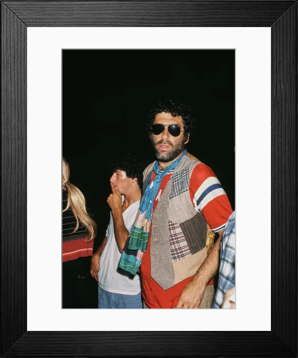 Framed Print : Elliott Gould Framed Print : Elliott Gould