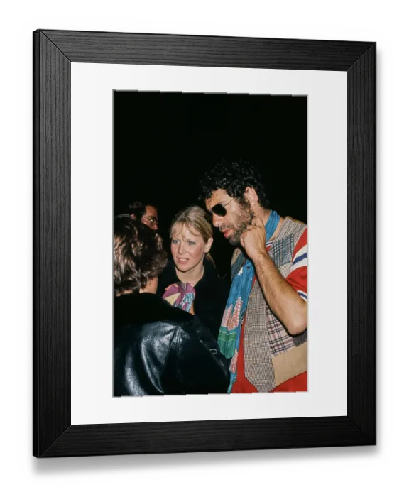 Framed Print : Elliott Gould and Karen Lamm Framed Print : Elliott Gould and Karen Lamm