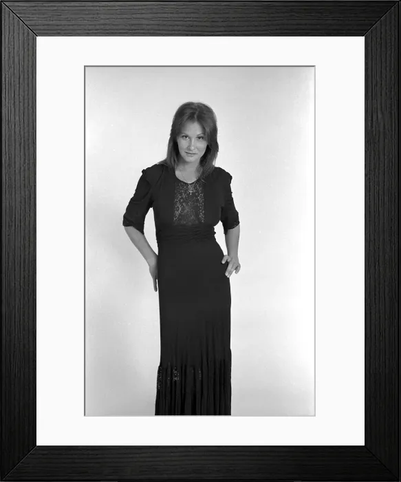 Framed Print : Linda Lovelace Portrait session