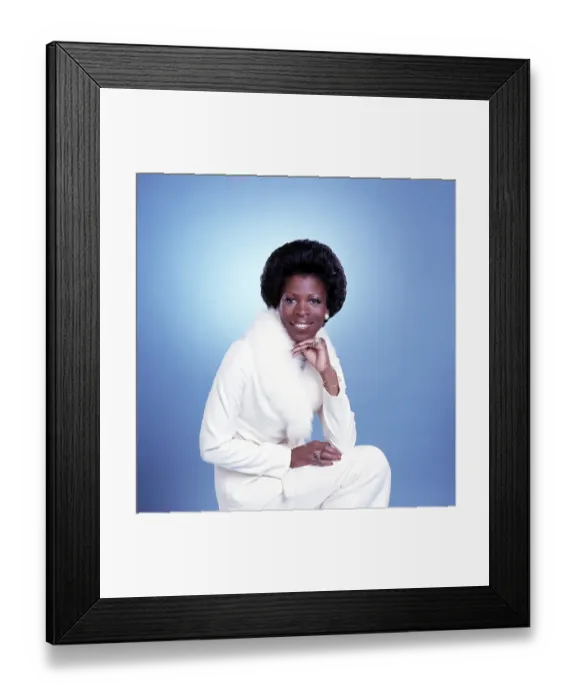 Framed Print : Roxie Roker Portrait Session