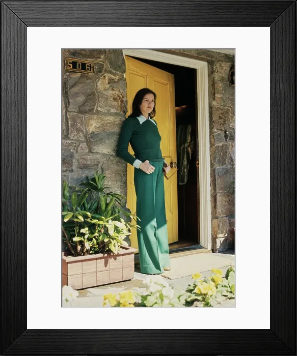Framed Print : Maureen Donaldson, British Photographer Framed Print : Maureen Donaldson, British Photographer